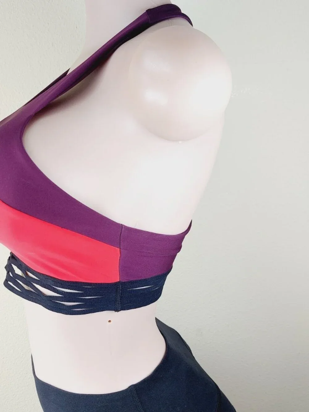 Alo Yoga Women's Purple Coral Colorblock Mesh Endear Workout Sports Bra Size S